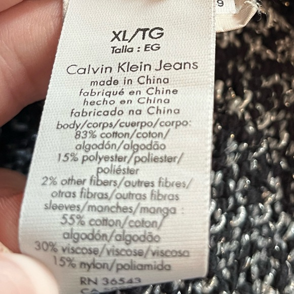 Calvin Klein Jeans Sweater, size medium - Picture 5 of 5